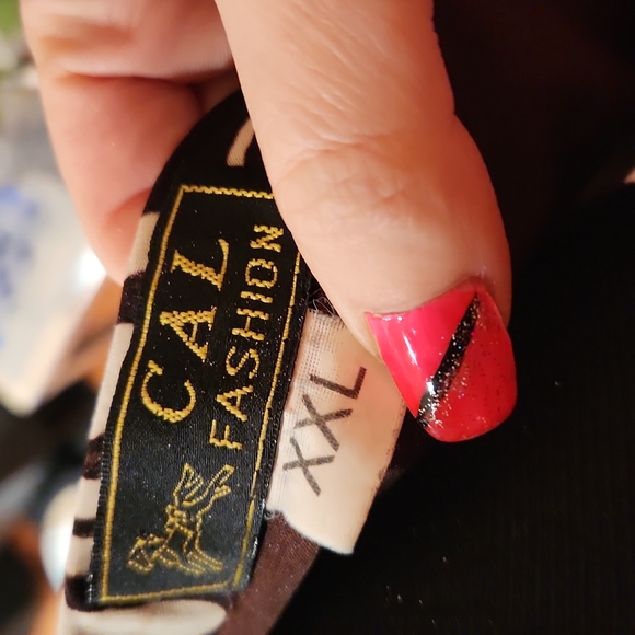 5 for $25 Flowy flowers and leaves pattern skirt brown and tan cream color lined - Picture 6 of 7